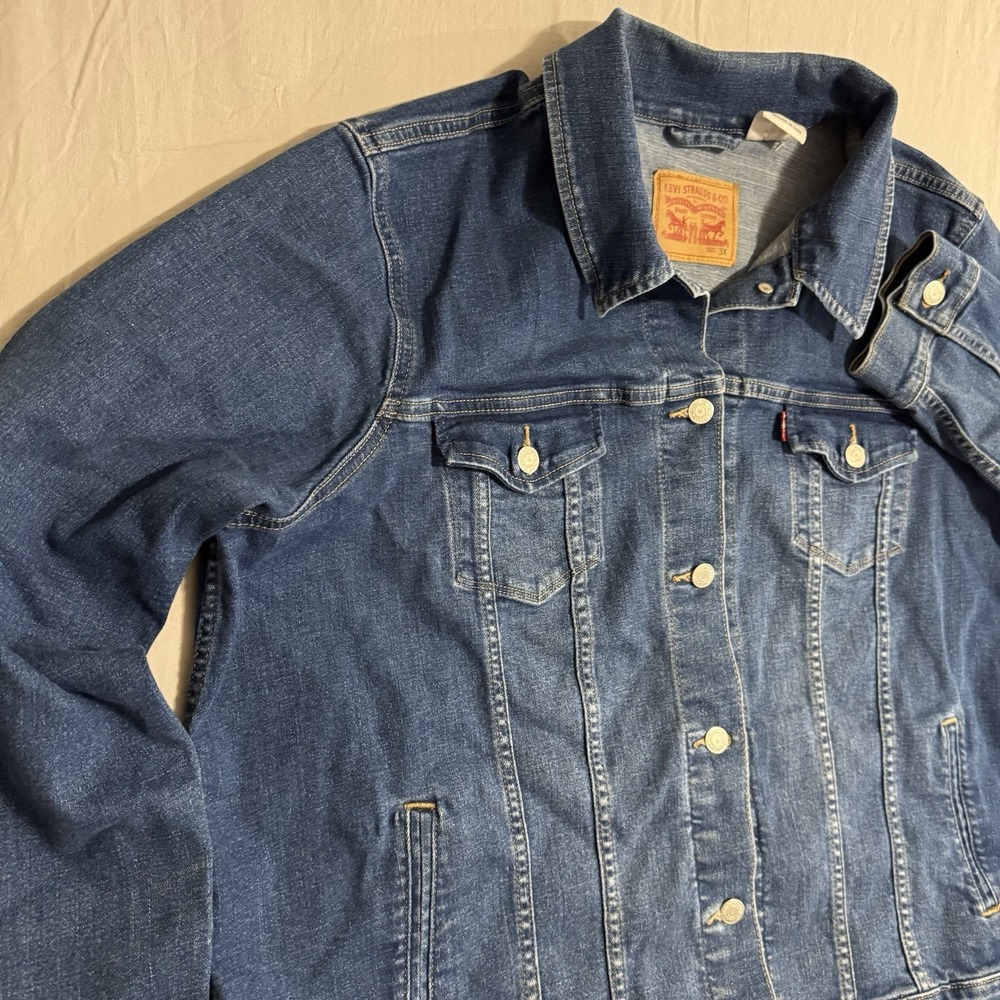 Levi's Women's 3X Denim Trucker Jacket Plus Size Blue Stretch 77994-0049 3XL - Picture 5 of 13